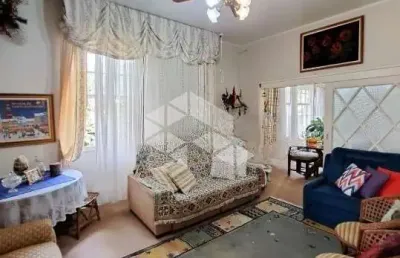 Vende casa 4 dormit´rios e 5 vagas de garagem jd floresta
