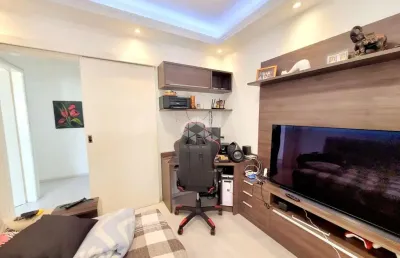 Baixou 50 mil!! apartamento 02 dormitórios + dep empregada e semi mobiliado na cidade baixa
