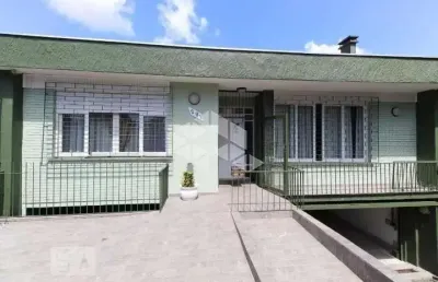 Casa com 5 quartos à venda na Rua Campos Elíseos, 291, Glória, Porto Alegre