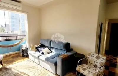 Apartamento de 3 dormitórios, sacada, bem iluminado junto ao zaffari e redenção