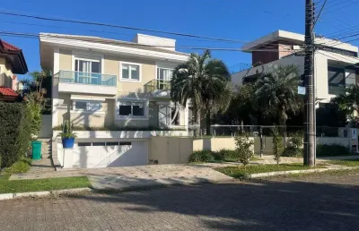 Casa à venda de 4 suítes na praia em jurerê internacional