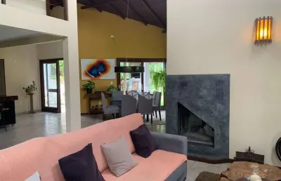 Casa em condomínio fechado com 4 quartos à venda na Avenida Luiz Boiteux Piazza, 3772, Cachoeira do Bom Jesus, Florianópolis