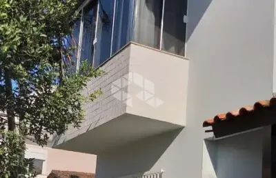 Casa com 5 quartos à venda na Rua Waldemiro José Carlson, 356, Canasvieiras, Florianópolis