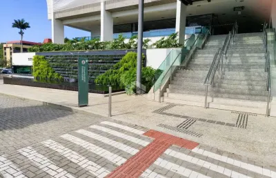 Sala  a venda com 156m² privativos, vista incrível e 3 garagens em florianópolis