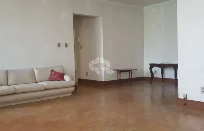Apartamento com 2 quartos quartos à venda no centro histórico.