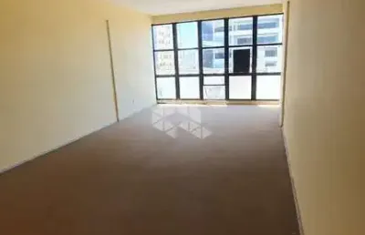 Sala comercial à venda 1 banheiro 1 vaga no bairro centro històrico