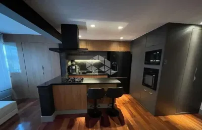 Cobertura à venda - 123m² com 1 suíte, mobiliada e decorada