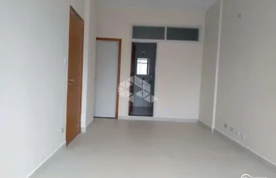 Venda apartamento reformado com 80m, 2 dormitórios (1 suíte) no bairro da republica