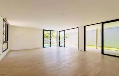 Venda, sobrado em condomínio em moema, 560 m², com 03 dormitórios (03 suítes), 04 vagas de garagem e próximo ao metrô.