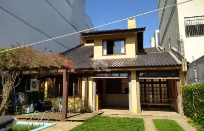 Casa com 3 quartos à venda na Rua Miguel Couto, 475, Menino Deus, Porto Alegre
