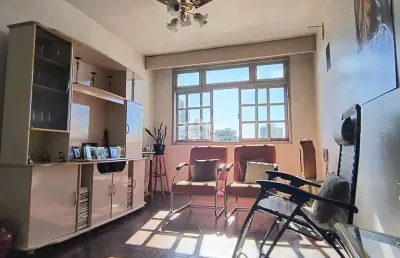 Apartamento com 3 dormitórios no bairro menino deus