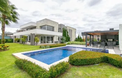 Casa a venda no condomínio eldorado ilhas park com quatro suítes.