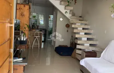 Casa condomínio 2 dormitórios 1 suites lavabo patio terraço 2 vagas