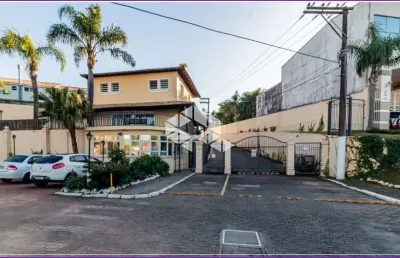 Casa/sobrado com 2 dormitorios , 2 vagas em condominio fehcado.