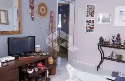 Apartamento térreo 3 dormitórios no menino deus, com 89 privativos,12
