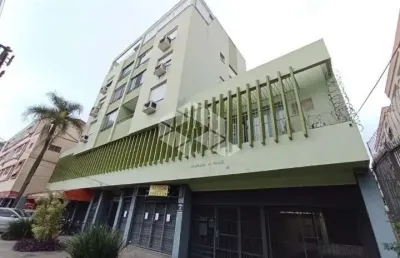 Cobertura com 123 metros privativos, 03 dormitórios na praia de belas