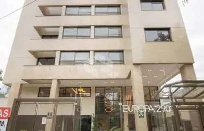 Apartamento de 2 dormitórios, 1 suíte, churrasqueira e 1 vaga no bairro petrópolis!
