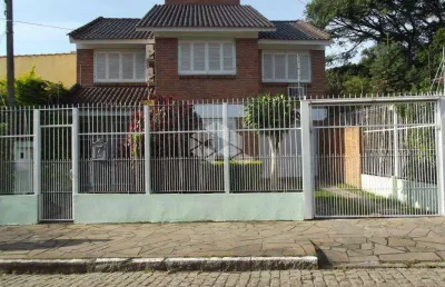 Casa com 3 dorm/quartos bairro teresópolis em porto alegre