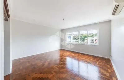 Apartamento 03 dormitórios e vaga de garagem  menino deus
