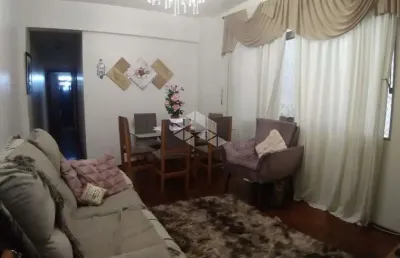 Apartamento em andar alto com dois dormitórios  com sacada com vista para o guaíba
