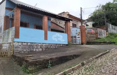 Casa com 180 m² e 4 quartos à venda no bairro partenon
