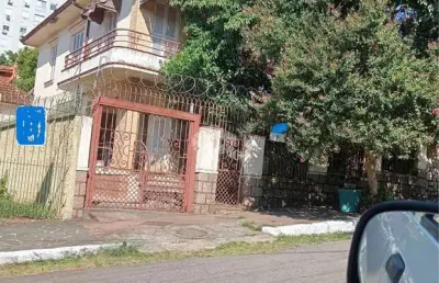 Casa com 383 m² e 3 quartos à venda no bairro glória.