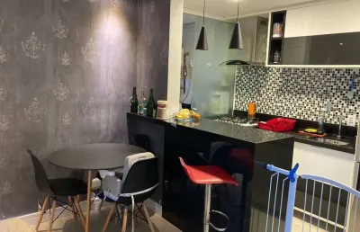 Apartamento 3 dormitórios, semi-mobiliado,  suíte, sacada /churrasqueira, 1 vaga, no  bairro cristal