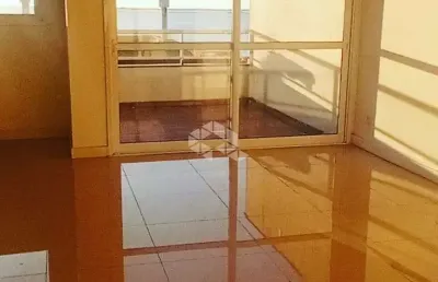 Linda casa em condominio fechado, ao lado do museu iberê camargo