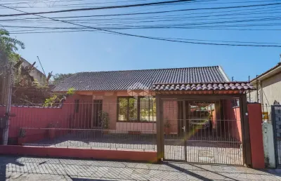 Bela e ampla casa térrea na melhor localização da zona sul