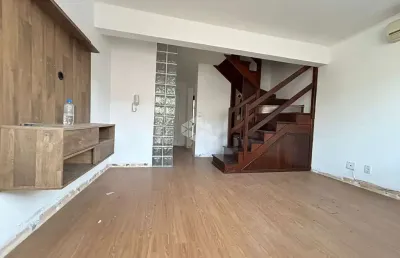 Casa em condomínio fechado com 2 quartos à venda na Avenida Faria Lobato, 1120, Sarandi, Porto Alegre