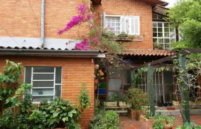 Casa alto padrão,4 dormitorios/quartos centro de alvorada