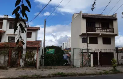 Terreno à venda na Rua Roque Calage, 442, Passo da Areia, Porto Alegre