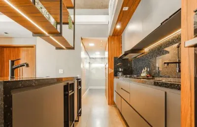 Casa em condomínio, 243,35m² com 4 dormitórios em canela.....
