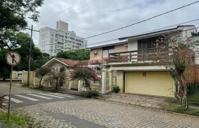 Casa com 4 quartos à venda na Rua Trujilo, 235, Jardim Lindóia, Porto Alegre