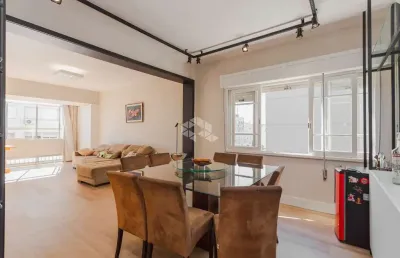 Vende-se apartamento reformado de 3 dormitórios 3 banheiros 1 vaga, 140m de area privativa por r$ 1.100.000,00 , no bairro centro histórico