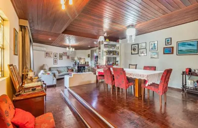 Linda casa de 4 dormitórios na vila ipiranga, porto alegre/rs