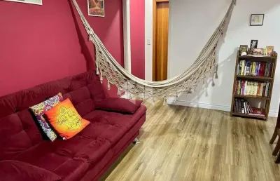 Apartamento de 1 dormitorio semi mobiliado no bairro bela vista