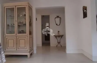 Casa em condomínio fechado com 3 quartos à venda na Avenida General Barreto Viana, 505, Chácara das Pedras, Porto Alegre