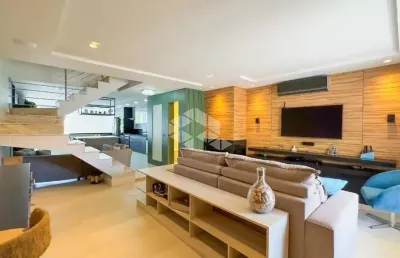 .sobrado com 3 suítes e 315m² à venda em chácara das pedras, porto alegre.