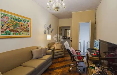 Casa com 4 dormitórios, sendo 3 suites, 2 vagas e 6 banheiros no bairro tres figueiras