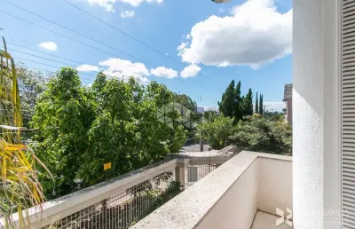 Casa com 4 dormitórios, sendo 2 suites e 4 vagas no bairro estancia velha