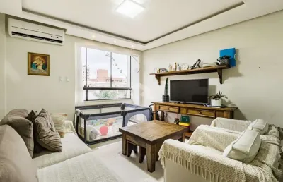 Apartamento 3 dormitórios, com sacada, reformado e box de garagem coberto