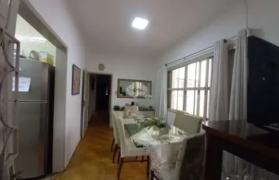 More no bairro são geraldo em porto alegre em casa ampla e área verde