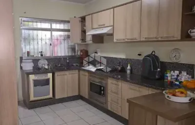 Casa à venda com 3 quartos e 197 m² no bairro partenon, porto alegre rs