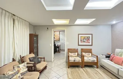 Casa  com 4 quartos 409 m² no bairro camaquã em porto alegre