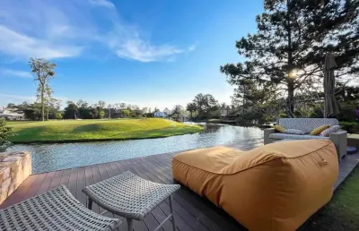 Casa no condomínio terra ville, fundos lago com 4 dormitórios e 533m² em porto alegre