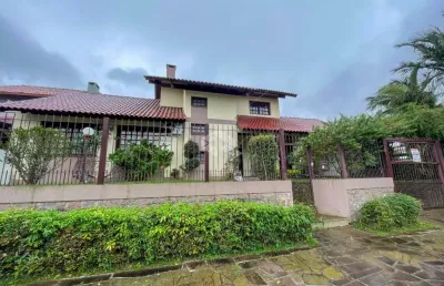 Casa com 4 quartos à venda na Rua Mampituba, 92, Ipanema, Porto Alegre