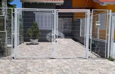 Casa 02 dormitórios com vaga de garagem no bairro hipica em porto alegre