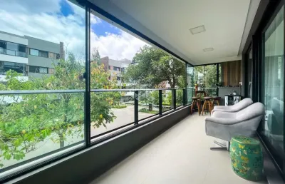 Apartamento com 3 dormitórios, sendo 3 suítes no bairro pedra redonda em porto alegre