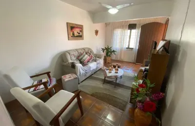 Casa com 3 dormitórios sendo 1 suíte com sacada no bairro espírito santo